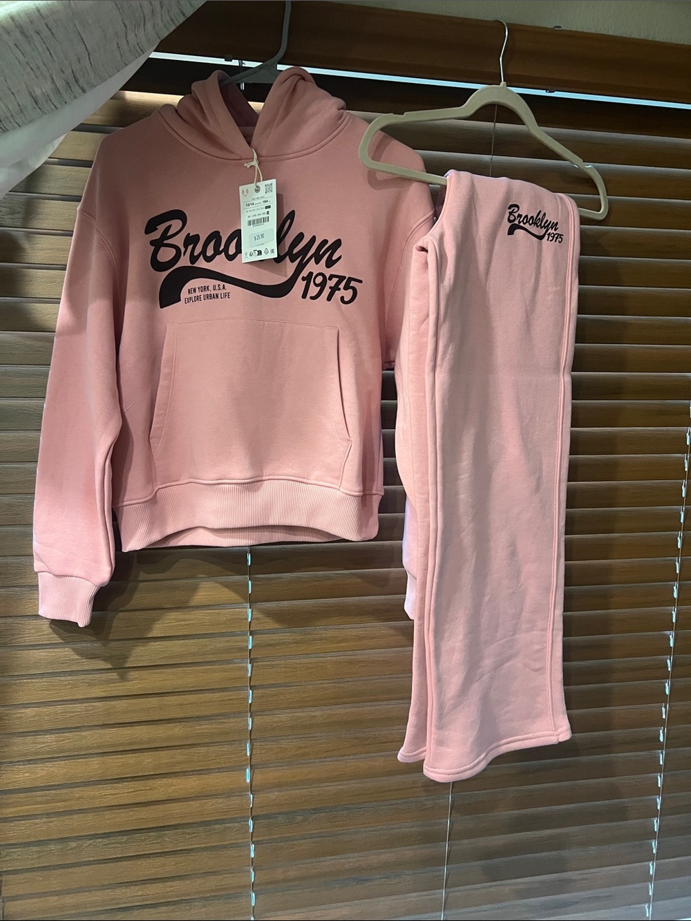 Brooklyn 1975 Pink Hoodie & Sweatpants Set